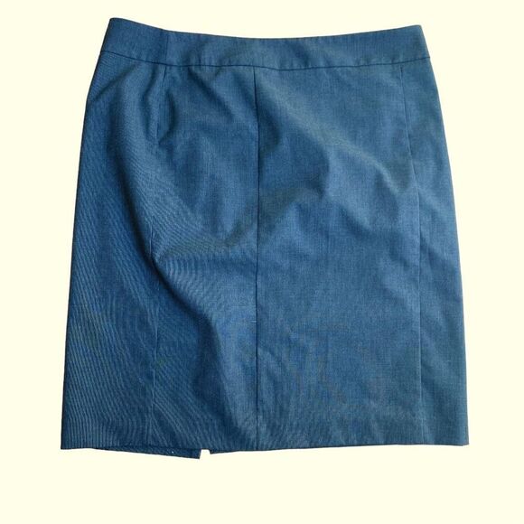 Ann Taylor Gray Mini Skirt Size 14 - Picture 2 of 4